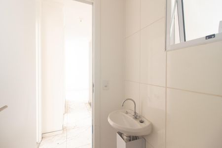 Apartamento para alugar com 45m², 2 quartos e sem vagaBanheiro