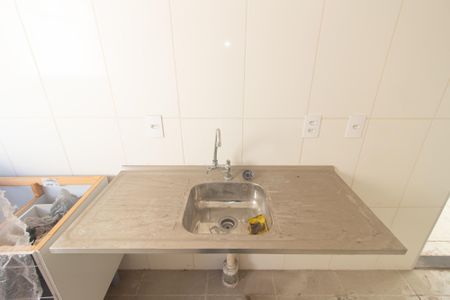 Apartamento para alugar com 45m², 2 quartos e sem vagaCozinha e Área de Serviço