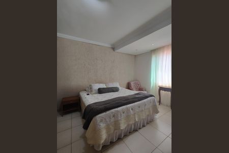 Casa à venda com 502m², 5 quartos e 4 vagasSuíte 1