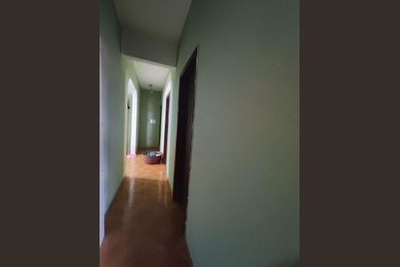 Casa à venda com 502m², 5 quartos e 4 vagasCorredor