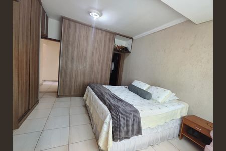 Casa à venda com 502m², 5 quartos e 4 vagasSuíte 1