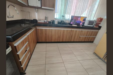 Casa à venda com 502m², 5 quartos e 4 vagasCozinha 1