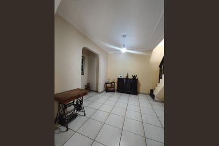 Casa à venda com 502m², 5 quartos e 4 vagasSala 2