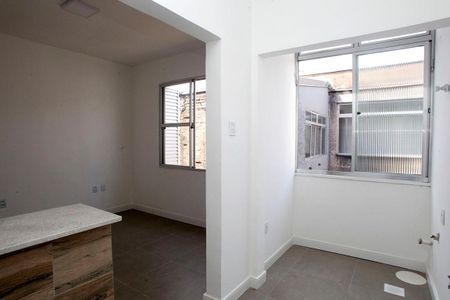 Apartamento à venda com 35m², 1 quarto e sem vagaCozinha e Área de Serviço