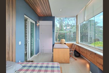 Casa para alugar com 350m², 3 quartos e 8 vagas Casa para alugar com 350m², 3 quartos e 8 vagasSacada