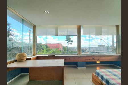 Casa para alugar com 350m², 3 quartos e 8 vagas Casa para alugar com 350m², 3 quartos e 8 vagasSacada