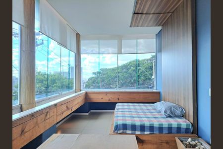 Casa para alugar com 350m², 3 quartos e 8 vagas Casa para alugar com 350m², 3 quartos e 8 vagasSacada