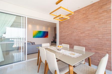 Apartamento à venda com 68m², 2 quartos e 2 vagasVaranda