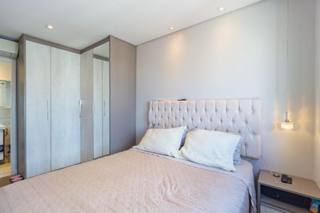 Apartamento à venda com 68m², 2 quartos e 2 vagasSuíte