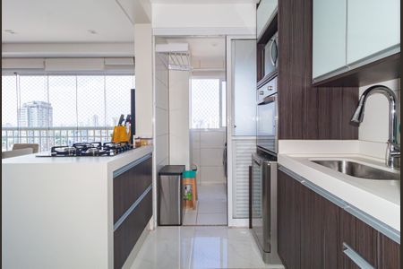 Apartamento à venda com 68m², 2 quartos e 2 vagasCozinha