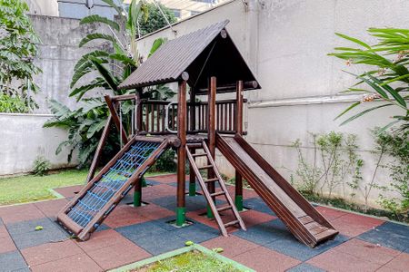 Apartamento à venda com 68m², 2 quartos e 2 vagasÁrea comum - Playground