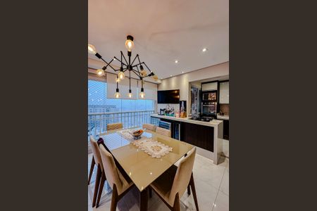 Apartamento à venda com 68m², 2 quartos e 2 vagasVaranda da Sala