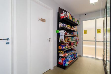 Apartamento à venda com 68m², 2 quartos e 2 vagasMini Mercado