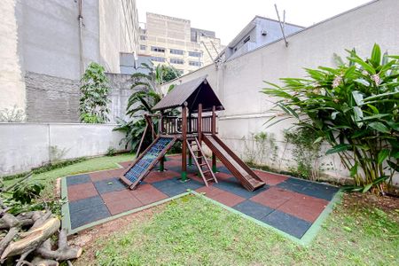 Apartamento à venda com 68m², 2 quartos e 2 vagasÁrea comum - Playground