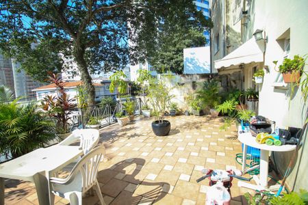 Casa à venda com 360m², 3 quartos e 6 vagasVaranda da Sala