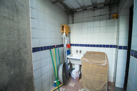 Casa à venda com 360m², 3 quartos e 6 vagasÁrea de Serviço