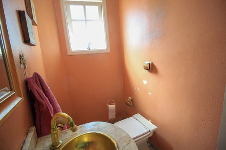 Casa à venda com 360m², 3 quartos e 6 vagasLavabo