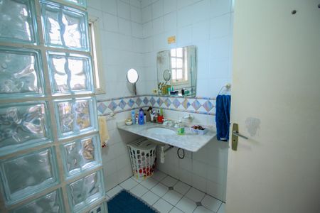 Casa à venda com 360m², 3 quartos e 6 vagasBanheiro