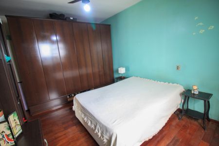 Casa à venda com 360m², 3 quartos e 6 vagasQuarto 2