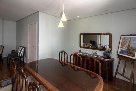 Apartamento à venda com 123m², 2 quartos e 3 vagasSala de Jantar