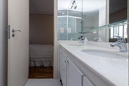 Apartamento à venda com 123m², 2 quartos e 3 vagasSuíte 2 Banheiro