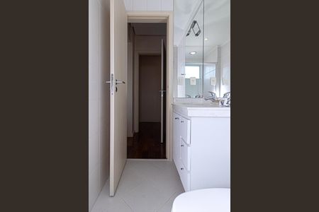 Apartamento à venda com 123m², 2 quartos e 3 vagasSuíte 1 Banheiro