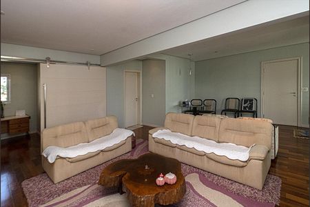 Apartamento à venda com 123m², 2 quartos e 3 vagasSala