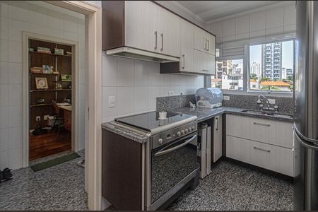 Apartamento à venda com 123m², 2 quartos e 3 vagasCozinha