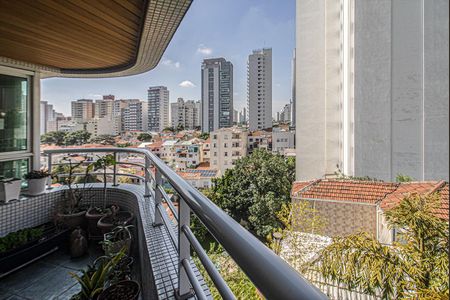 Apartamento à venda com 123m², 2 quartos e 3 vagasSacada