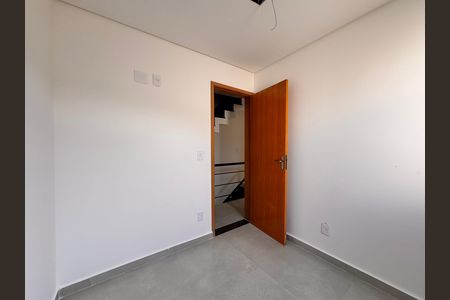 Casa à venda com 206m², 3 quartos e 2 vagas Casa à venda com 206m², 3 quartos e 2 vagasQuarto 2