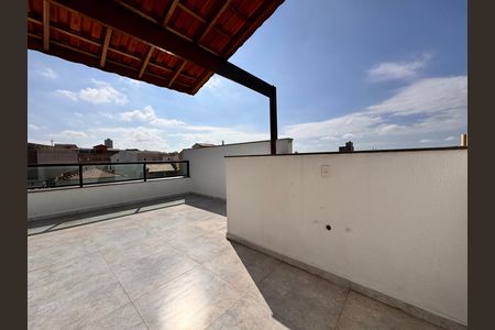 Casa à venda com 206m², 3 quartos e 2 vagas Casa à venda com 206m², 3 quartos e 2 vagasLavanderia