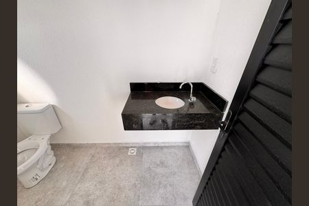 Casa à venda com 206m², 3 quartos e 2 vagas Casa à venda com 206m², 3 quartos e 2 vagasLavabo 2