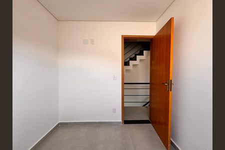Casa à venda com 206m², 3 quartos e 2 vagas Casa à venda com 206m², 3 quartos e 2 vagasQuarto 2