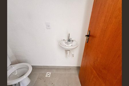 Casa à venda com 206m², 3 quartos e 2 vagas Casa à venda com 206m², 3 quartos e 2 vagasLavabo 2