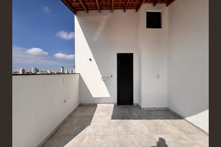 Casa à venda com 206m², 3 quartos e 2 vagas Casa à venda com 206m², 3 quartos e 2 vagasLavanderia