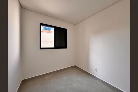 Casa à venda com 206m², 3 quartos e 2 vagas Casa à venda com 206m², 3 quartos e 2 vagasQuarto 2