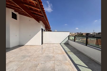 Casa à venda com 206m², 3 quartos e 2 vagas Casa à venda com 206m², 3 quartos e 2 vagasCobertura