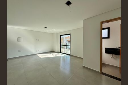 Casa à venda com 206m², 3 quartos e 2 vagas Casa à venda com 206m², 3 quartos e 2 vagasSala