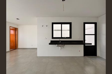Casa à venda com 206m², 3 quartos e 2 vagas Casa à venda com 206m², 3 quartos e 2 vagasCozinha