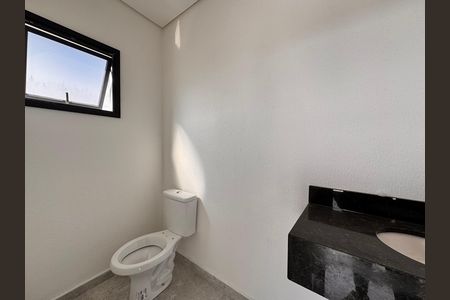 Casa à venda com 206m², 3 quartos e 2 vagas Casa à venda com 206m², 3 quartos e 2 vagasBanheiro 2