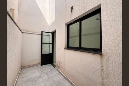Casa à venda com 206m², 3 quartos e 2 vagas Casa à venda com 206m², 3 quartos e 2 vagasÁrea privativa