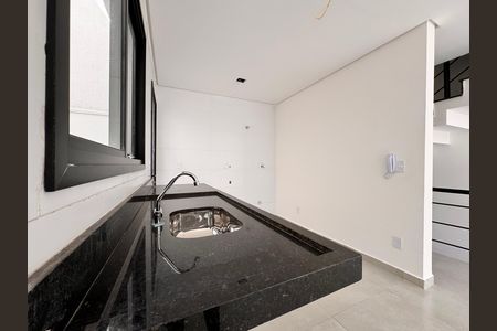 Casa à venda com 206m², 3 quartos e 2 vagas Casa à venda com 206m², 3 quartos e 2 vagasCozinha