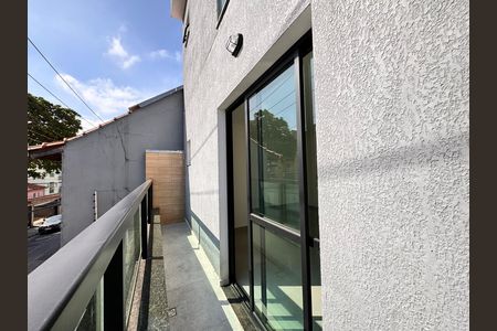 Casa à venda com 206m², 3 quartos e 2 vagas Casa à venda com 206m², 3 quartos e 2 vagasSacada