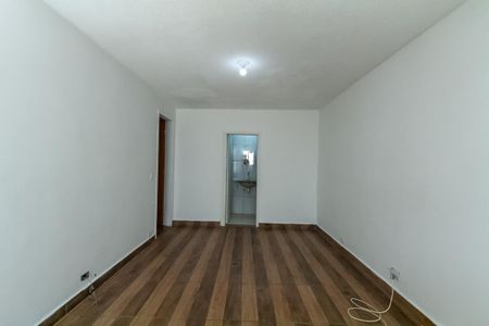 Casa para alugar com 48m², 1 quarto e sem vaga Casa para alugar com 48m², 1 quarto e sem vagaSala