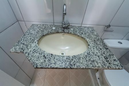 Casa para alugar com 48m², 1 quarto e sem vaga Casa para alugar com 48m², 1 quarto e sem vagaBanheiro