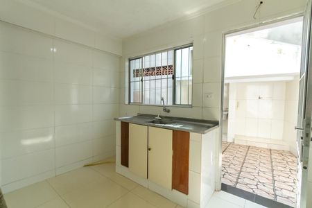 Casa para alugar com 48m², 1 quarto e sem vaga Casa para alugar com 48m², 1 quarto e sem vagaCozinha