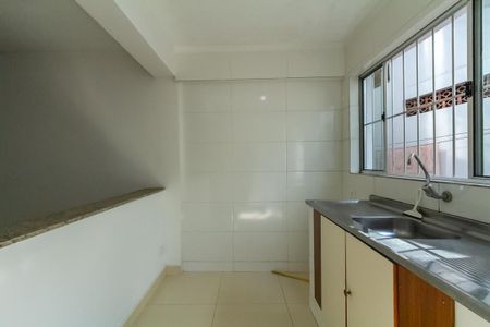 Casa para alugar com 48m², 1 quarto e sem vaga Casa para alugar com 48m², 1 quarto e sem vagaCozinha