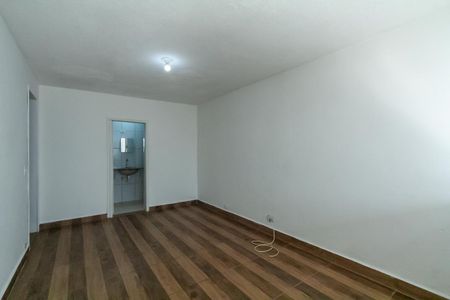 Casa para alugar com 48m², 1 quarto e sem vaga Casa para alugar com 48m², 1 quarto e sem vagaSala