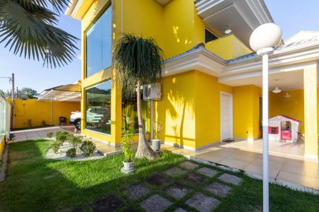 Casa de condomínio para alugar com 600m², 6 quartos e 4 vagasÁrea Externa