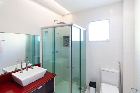 Casa de condomínio para alugar com 600m², 6 quartos e 4 vagasBanheiro  Suíte 4